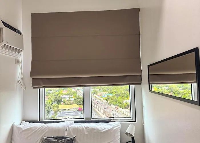 Apartment San Lorenzo Place Serviced By Thm Manila