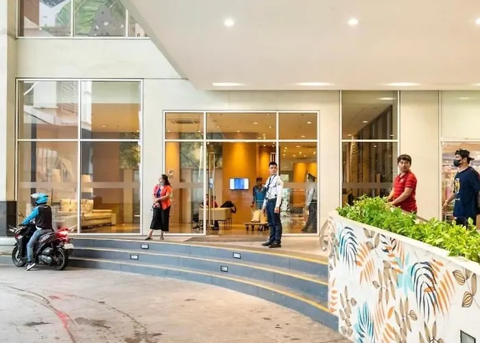 San Lorenzo Place Serviced By Thm Apartment